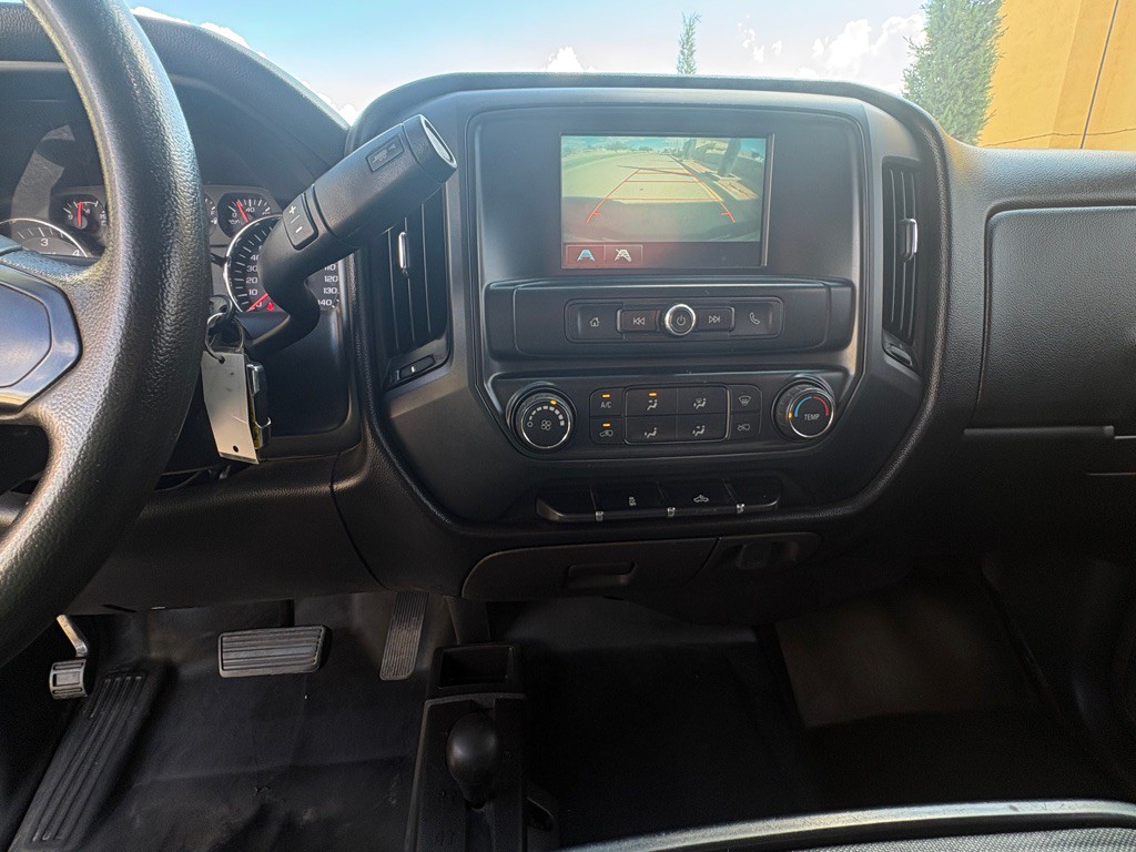 2018 Chevrolet Silverado 1500 Image 17