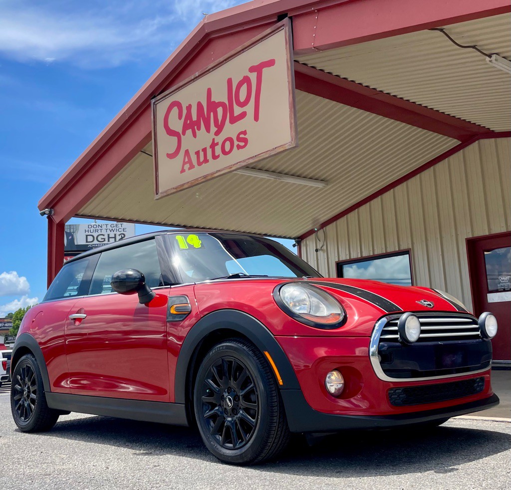 2014 MINI Cooper Image 3