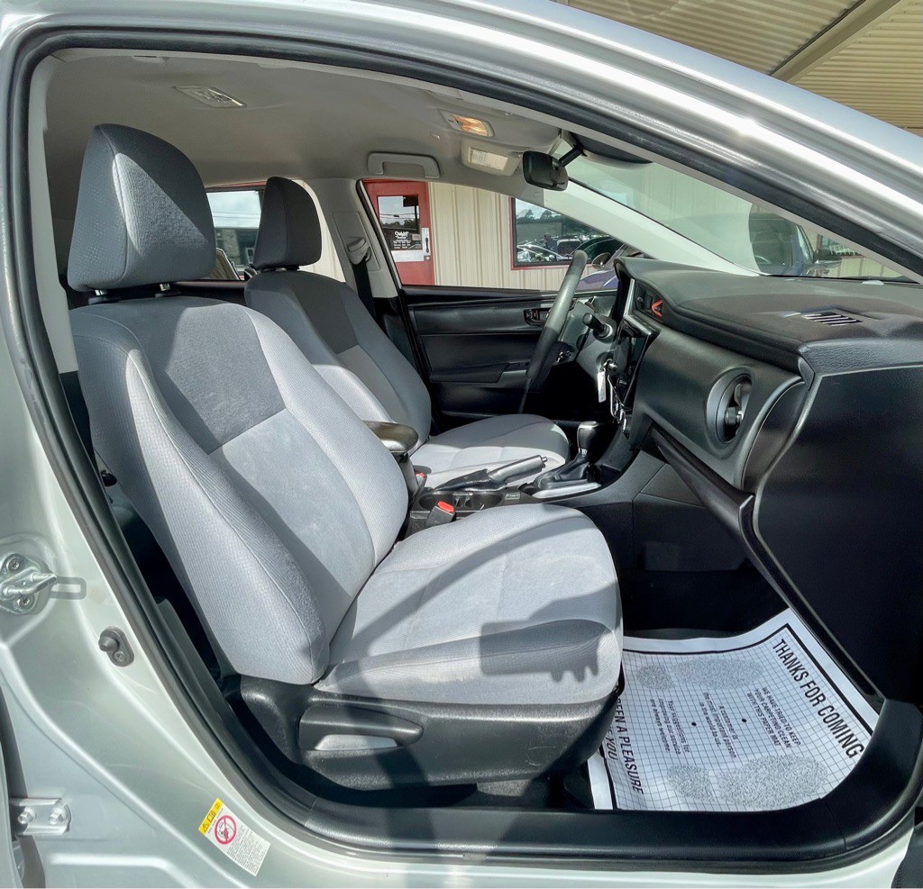 2018 Toyota Corolla Image 19