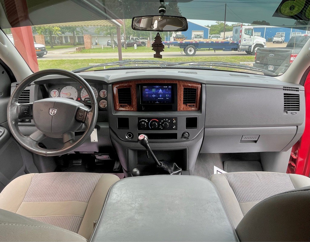 2006 Dodge Ram 3500 Image 8