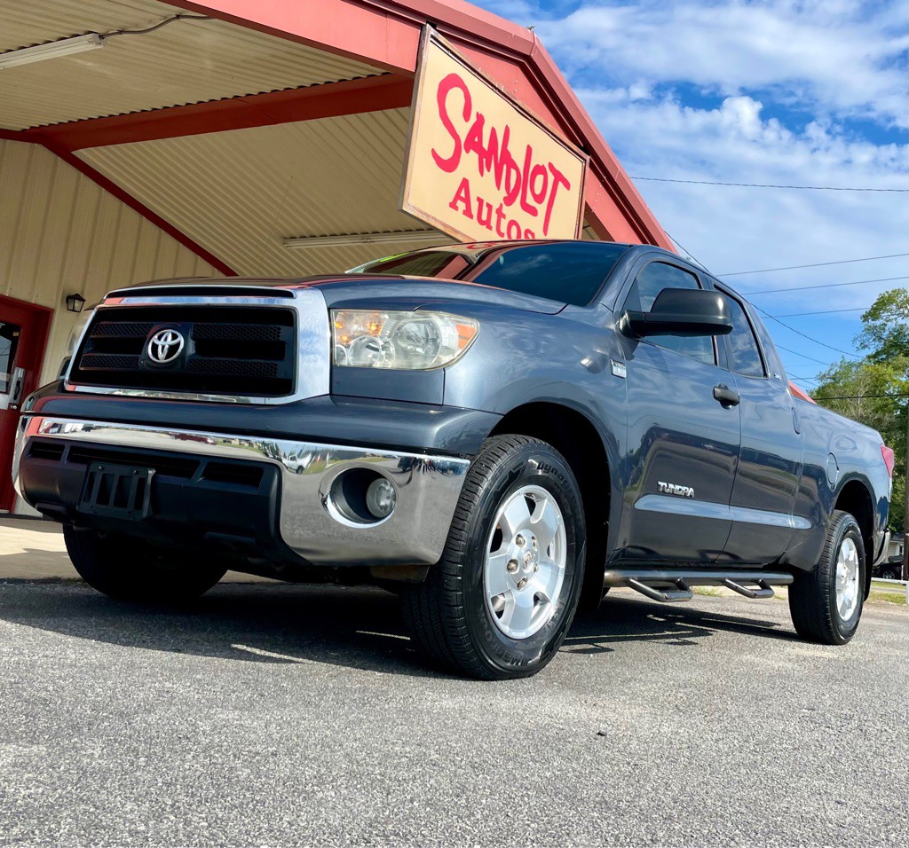 2010 Toyota Tundra Image 1