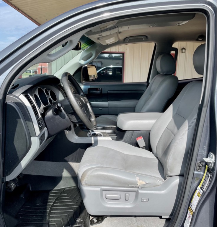 2010 Toyota Tundra Image 10