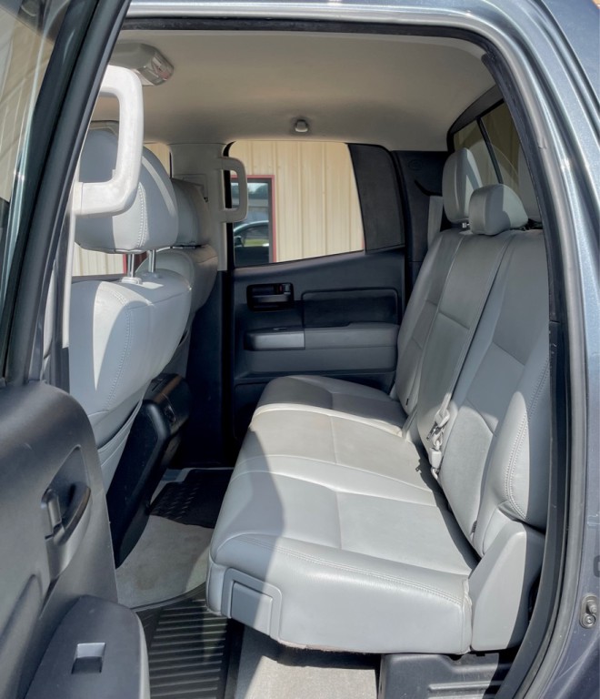 2010 Toyota Tundra Image 11