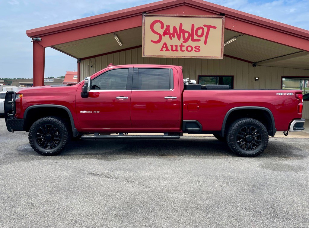 2020 Chevrolet Silverado 1500 Image 2