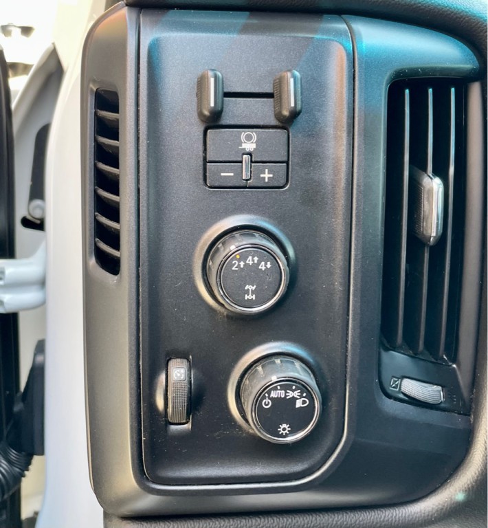 2018 GMC Sierra Image 14