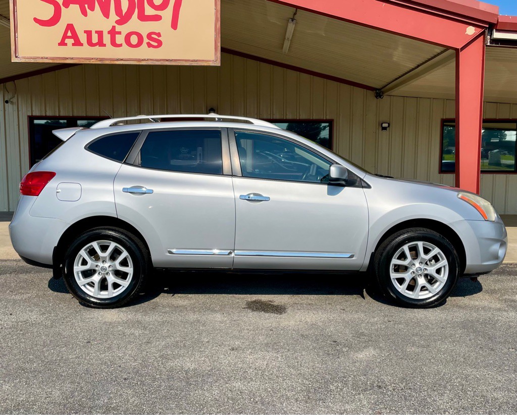 2011 Nissan Rogue Image 4