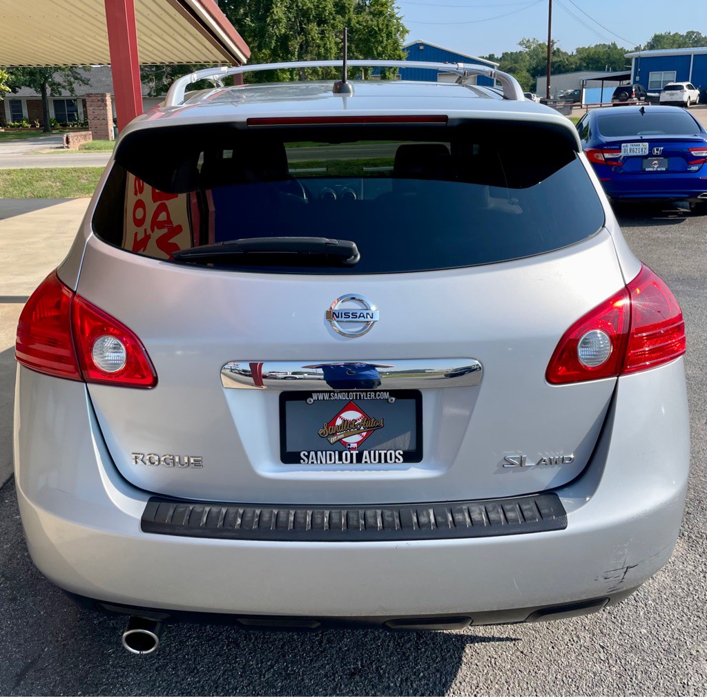2011 Nissan Rogue Image 6