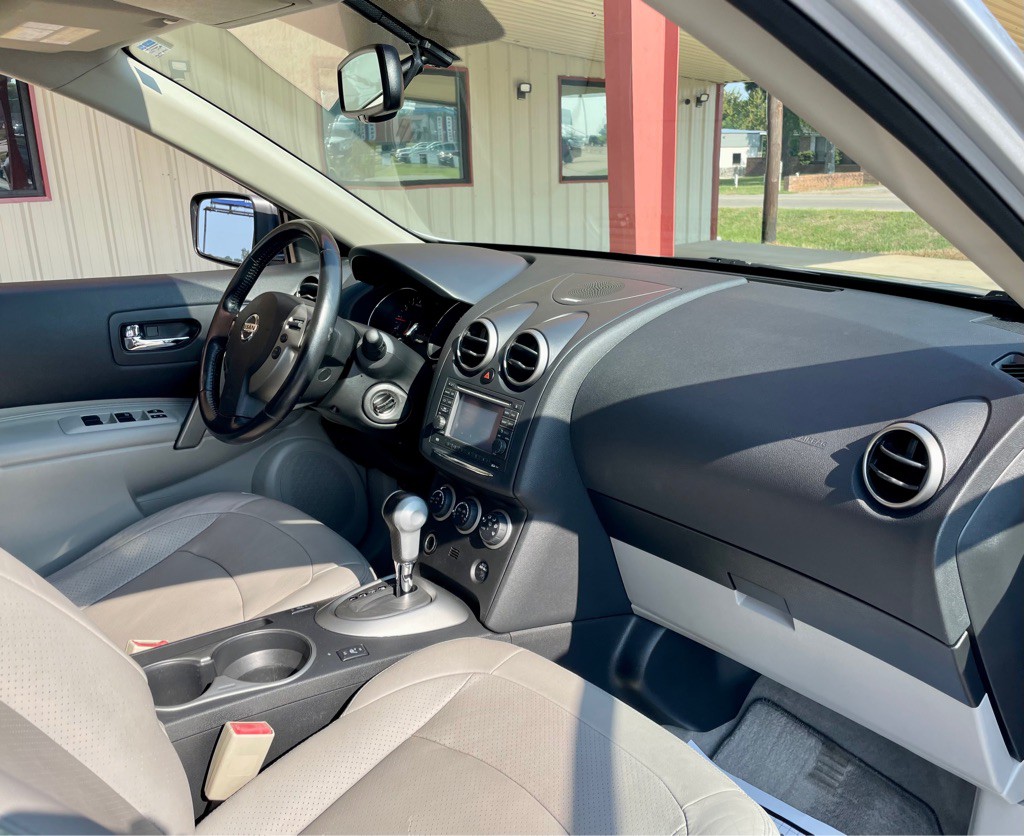 2011 Nissan Rogue Image 19