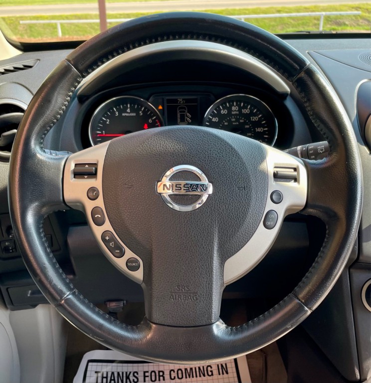 2011 Nissan Rogue Image 23