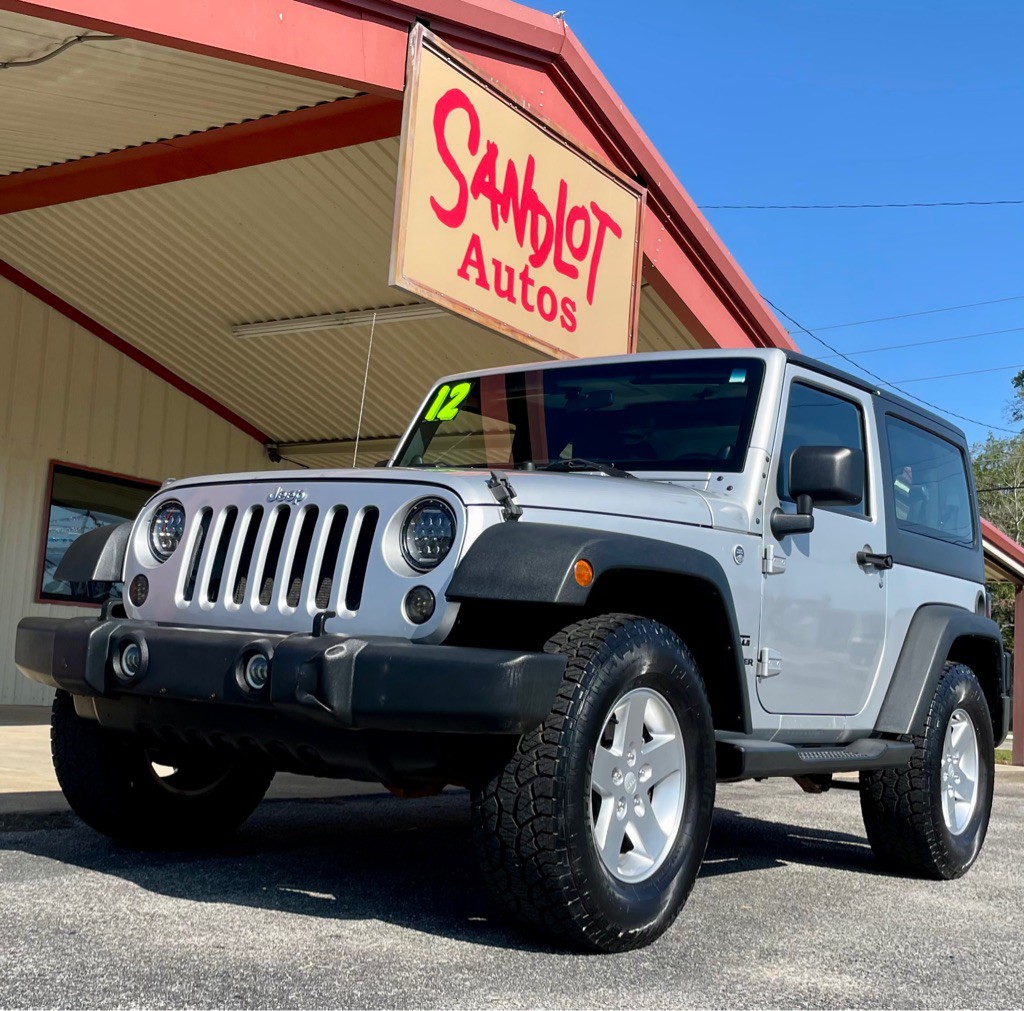2012 Jeep Wrangler Image 1