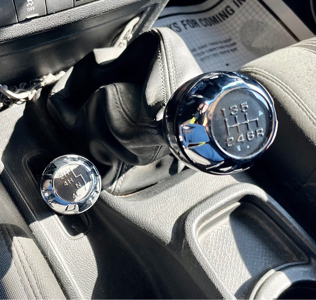 2012 Jeep Wrangler Image 15