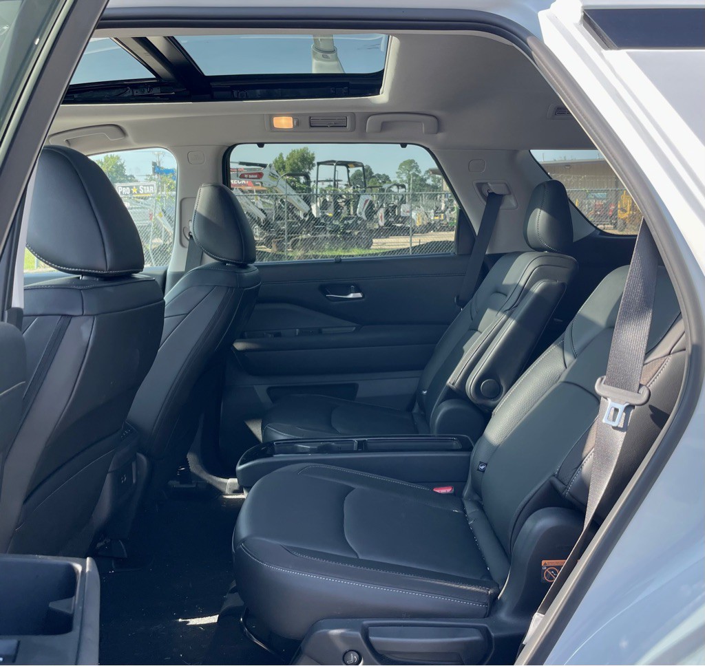 2025 Nissan Pathfinder Image 9