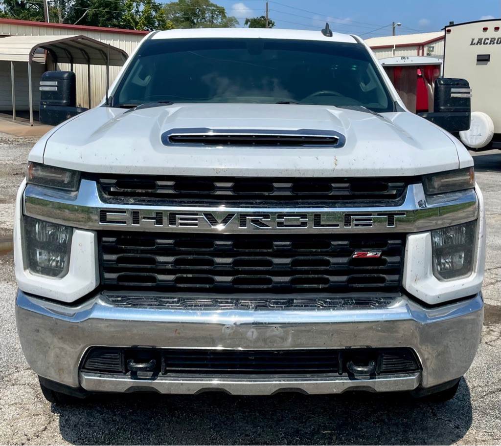 2021 Chevrolet Silverado 1500 Image 2
