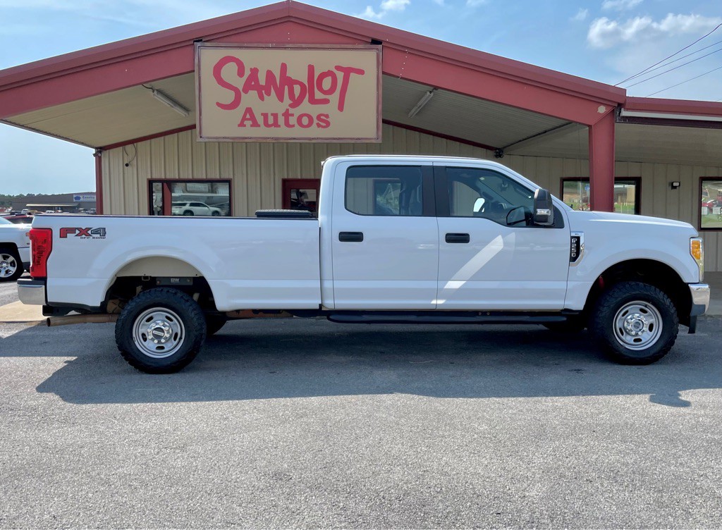 2017 Ford F-250 Image 4