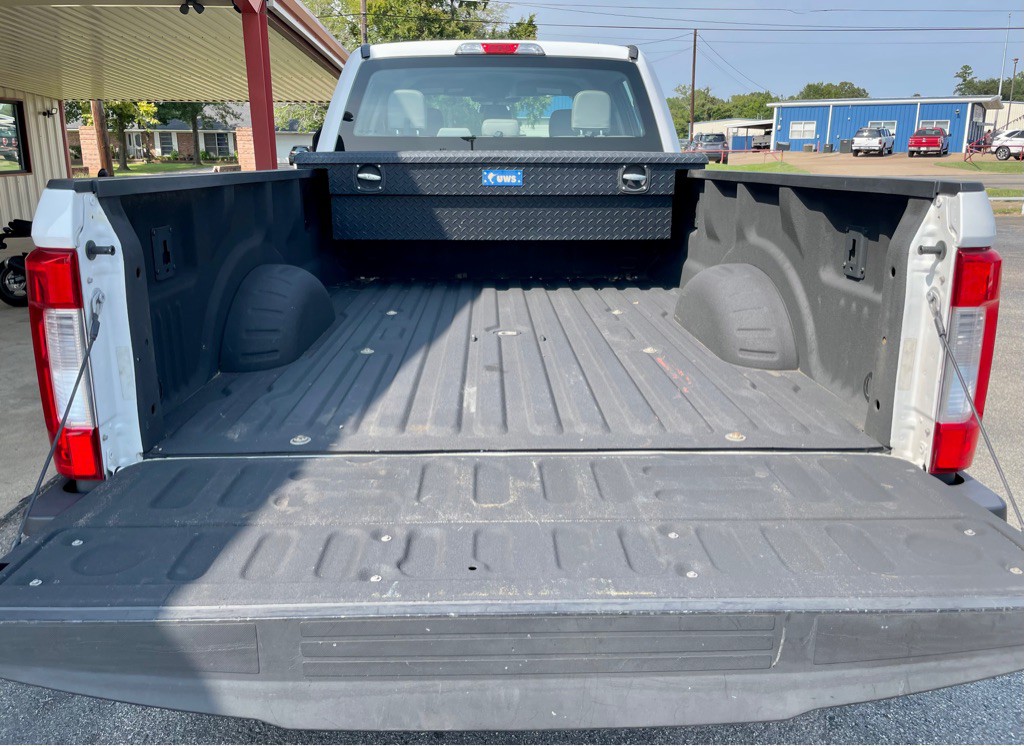 2017 Ford F-250 Image 7