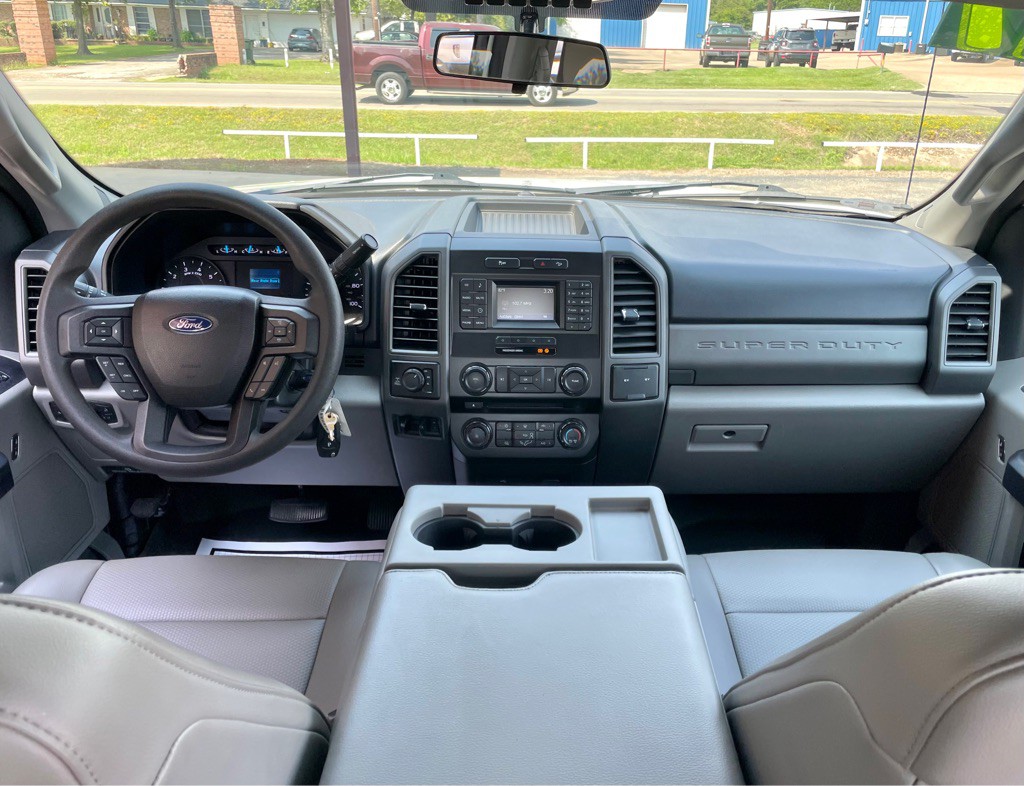 2017 Ford F-250 Image 8