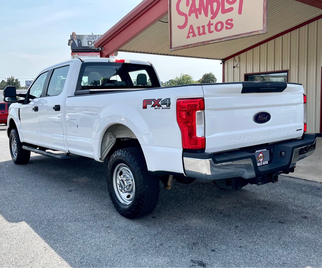 2017 Ford F-250 Image 12
