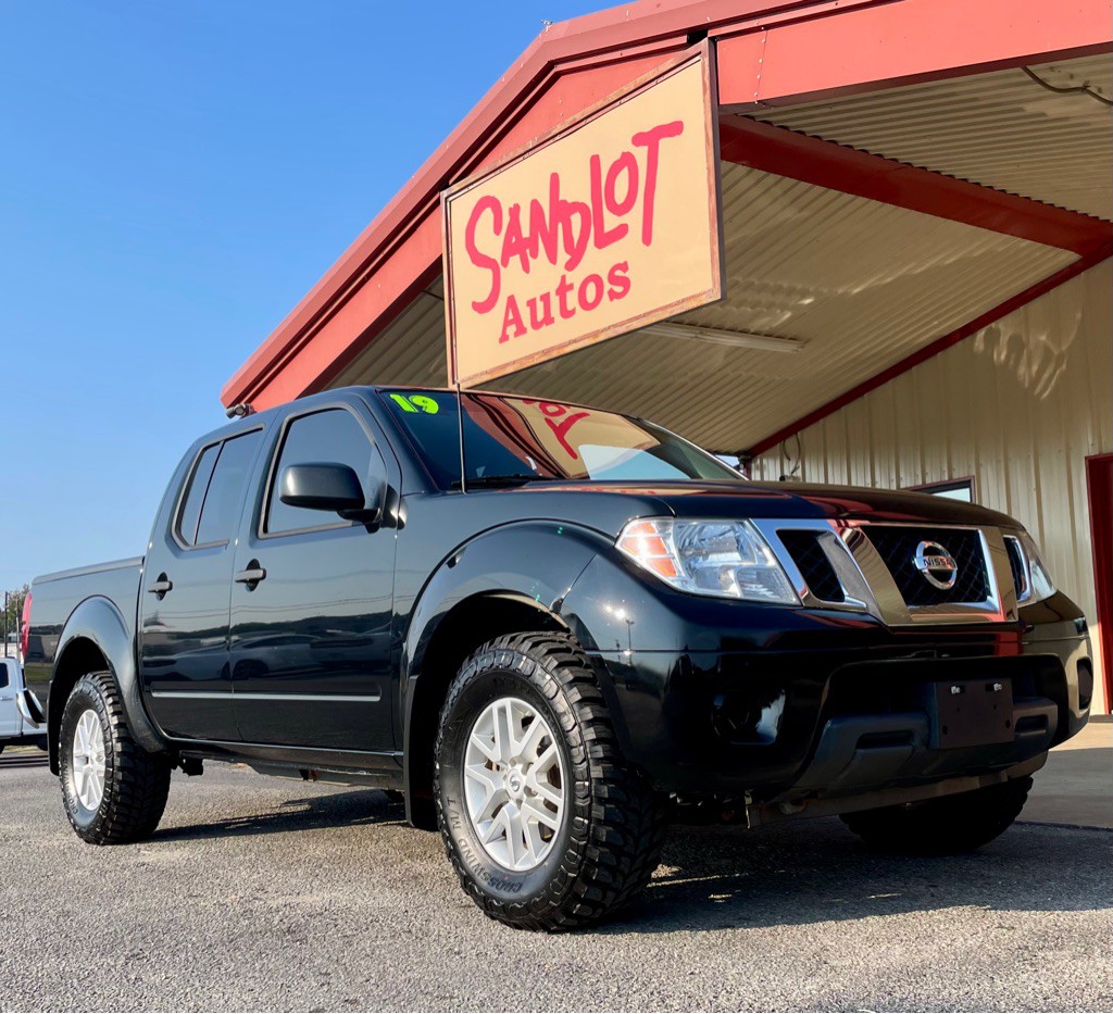 2019 Nissan Frontier Image 3