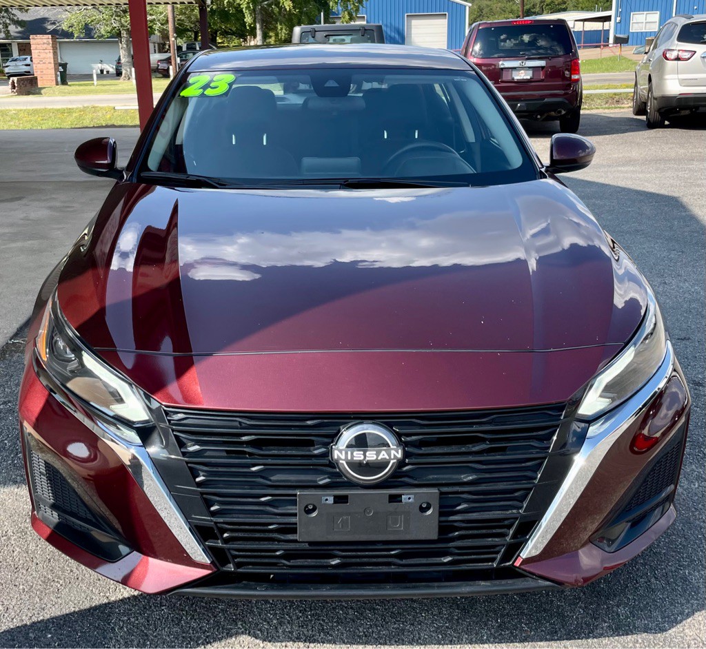 2023 Nissan Altima Image 5