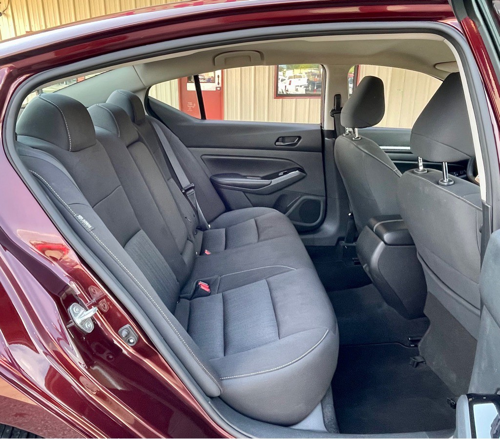 2023 Nissan Altima Image 22