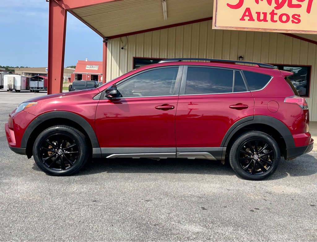 2018 Toyota Rav4 Image 2