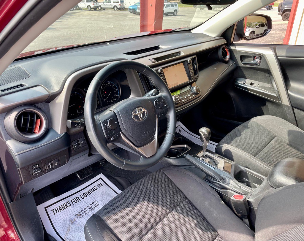 2018 Toyota Rav4 Image 9