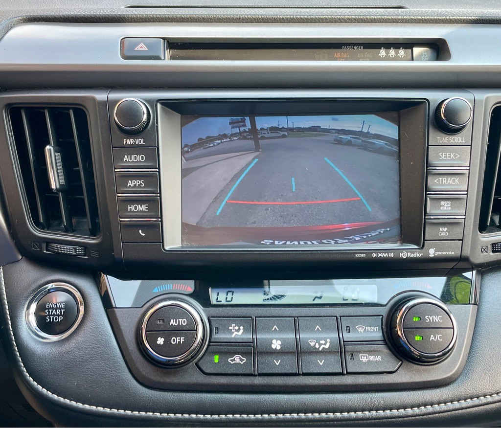 2018 Toyota Rav4 Image 16