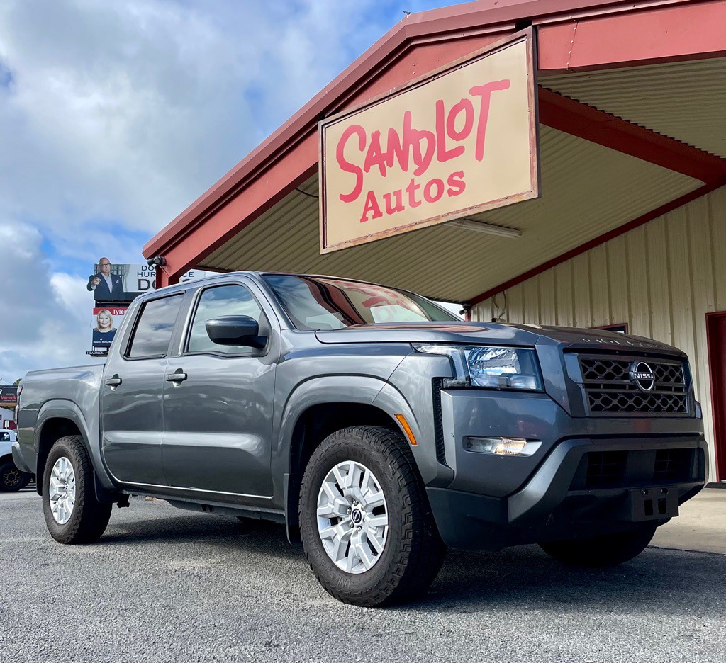 2022 Nissan Frontier Image 3