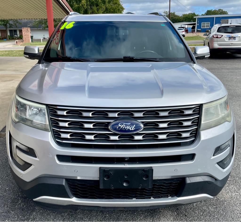 2016 Ford Explorer Image 5