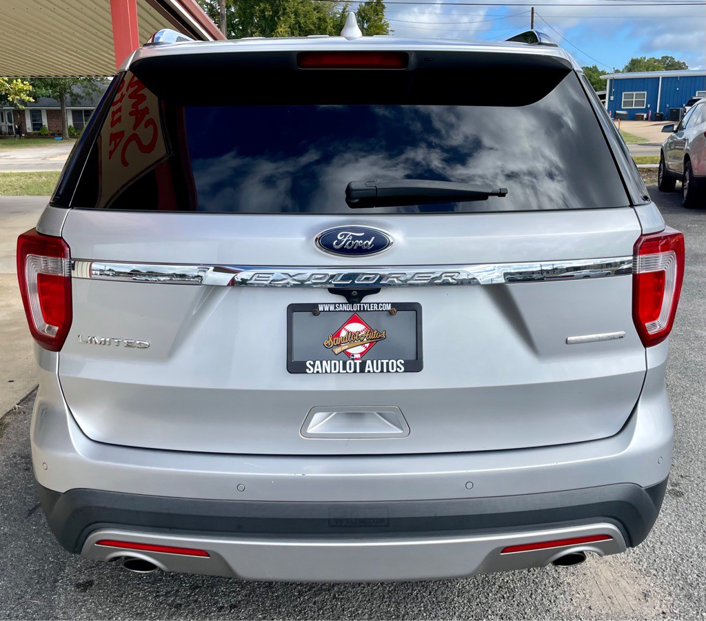 2016 Ford Explorer Image 6