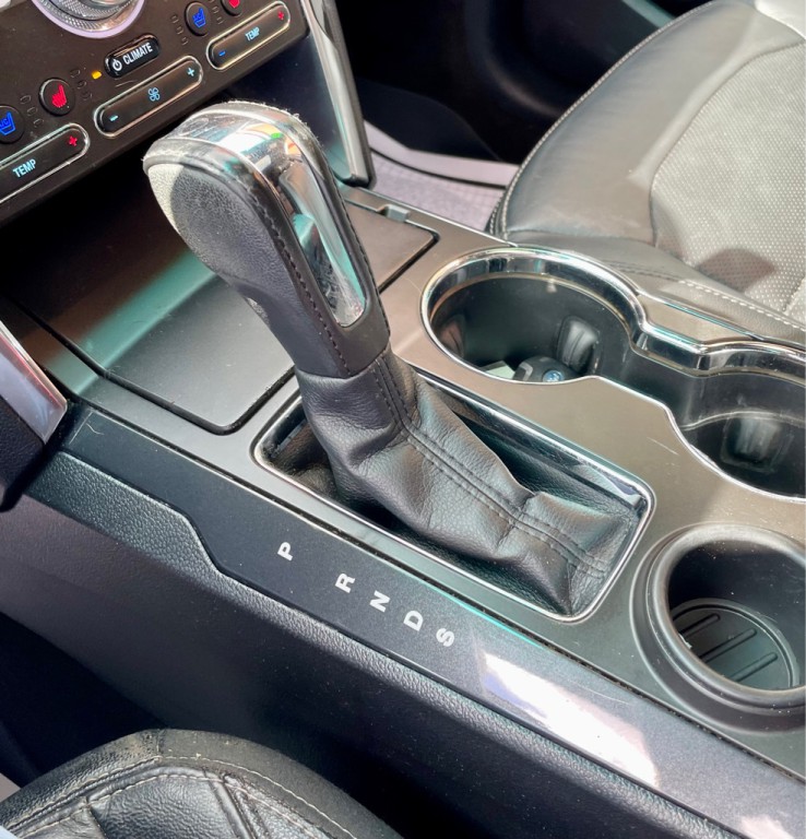 2016 Ford Explorer Image 18