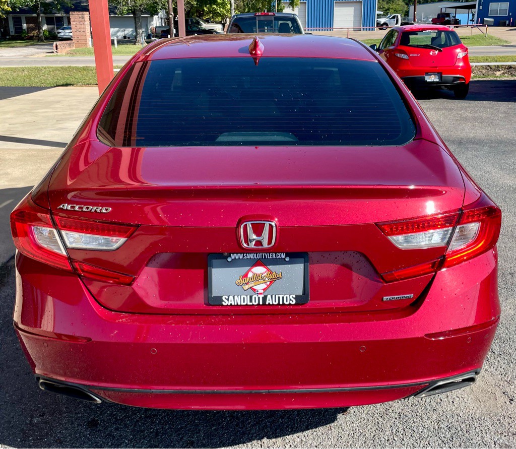 2018 Honda Accord Image 6