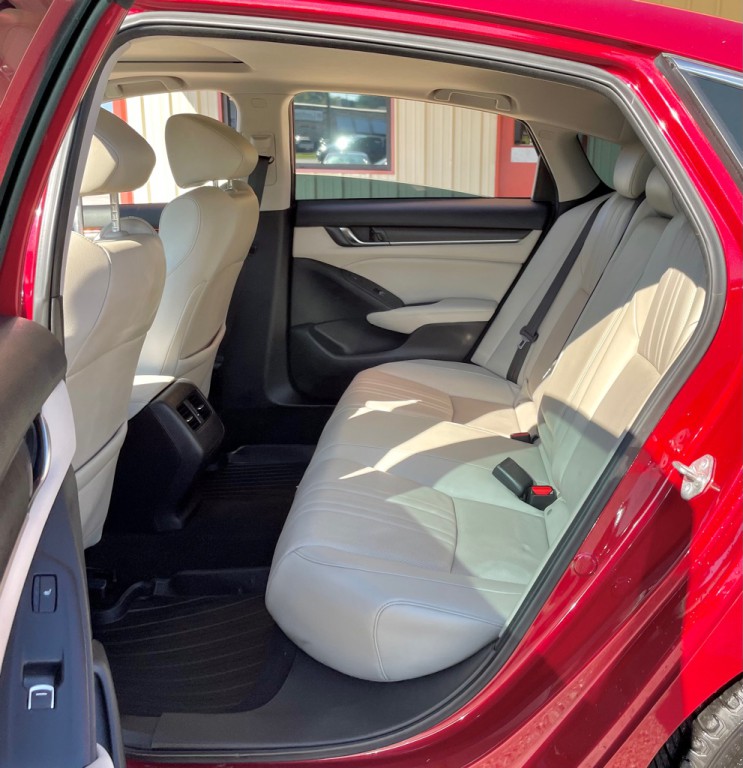 2018 Honda Accord Image 10