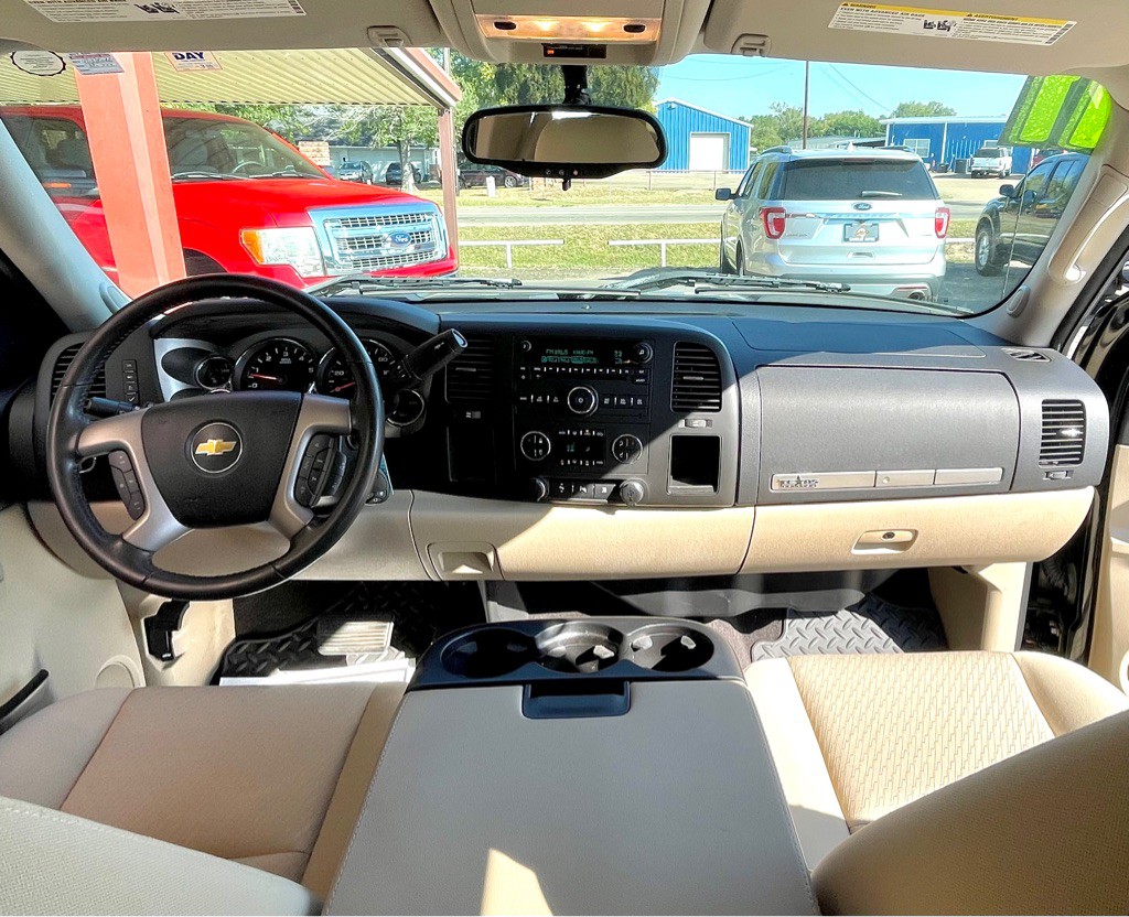 2011 Chevrolet Silverado 1500 Image 8