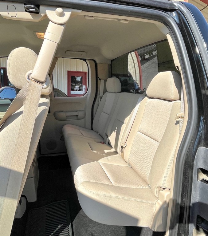 2011 Chevrolet Silverado 1500 Image 11
