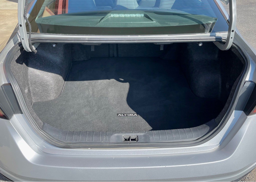 2023 Nissan Altima Image 7