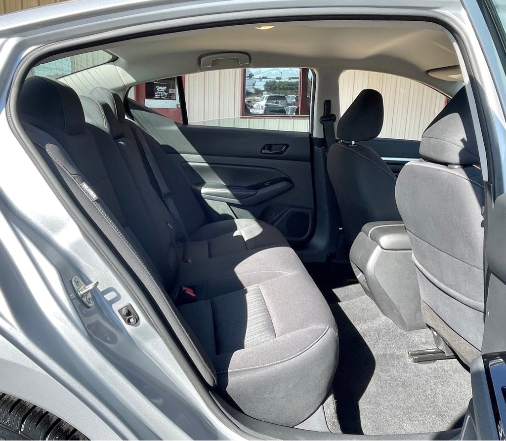 2023 Nissan Altima Image 21