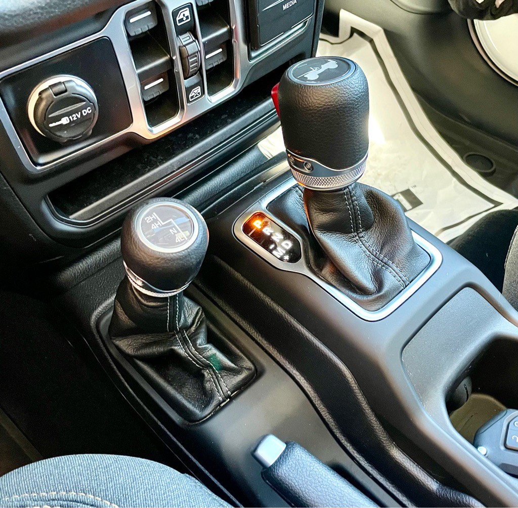 2025 Jeep Wrangler Image 10