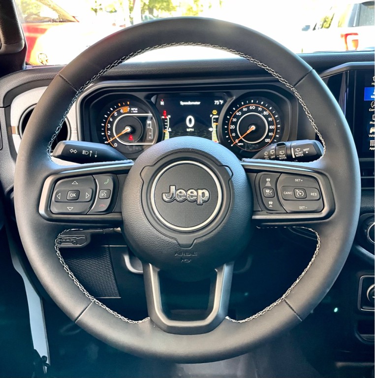2025 Jeep Wrangler Image 16