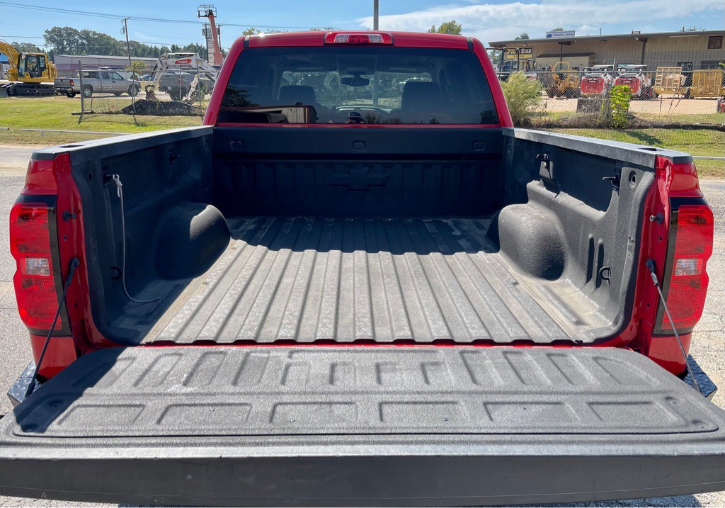 2018 Chevrolet Silverado 1500 Image 6