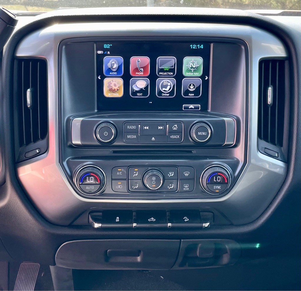 2018 Chevrolet Silverado 1500 Image 11