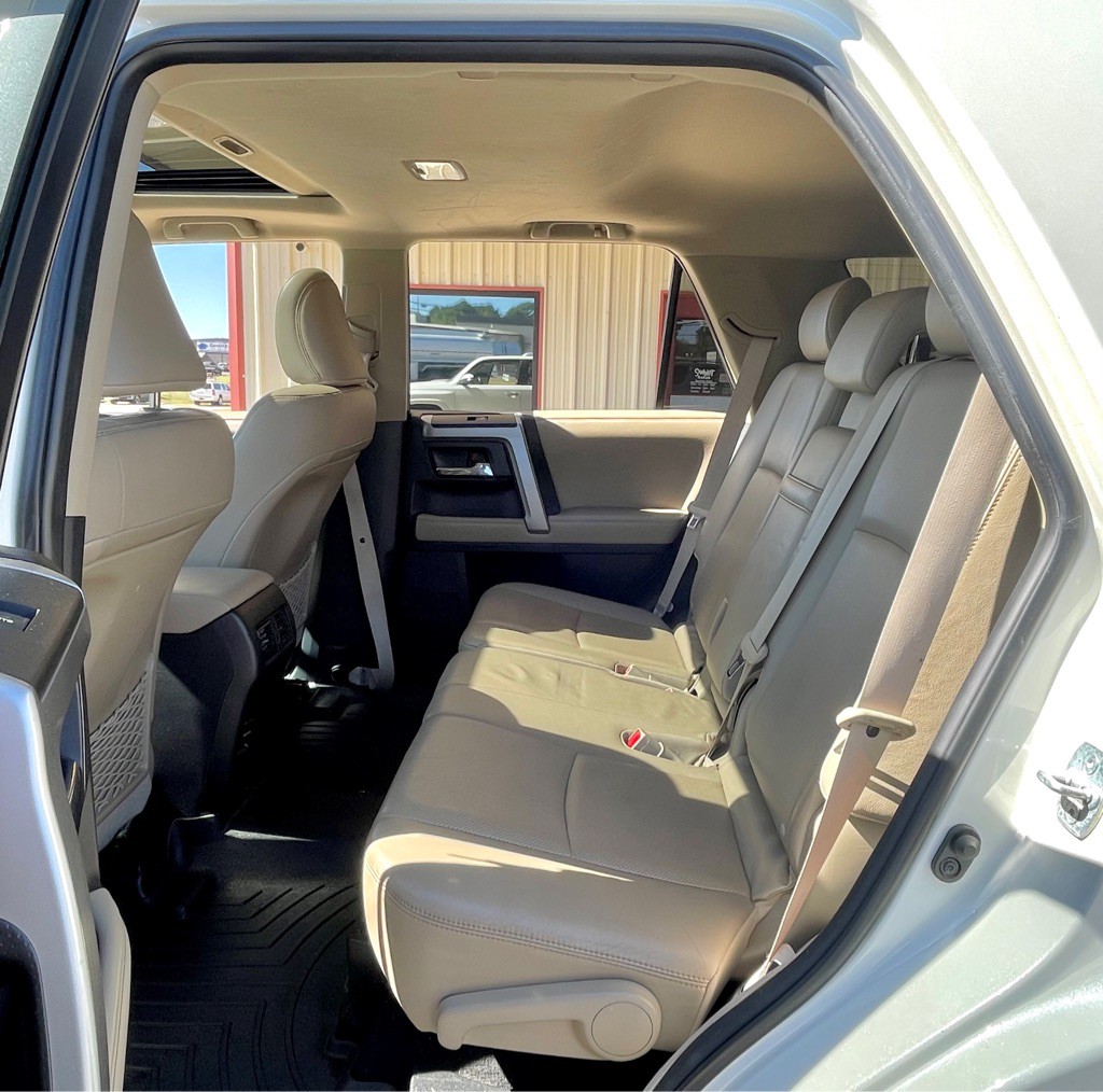 2014 Toyota 4Runner Image 11
