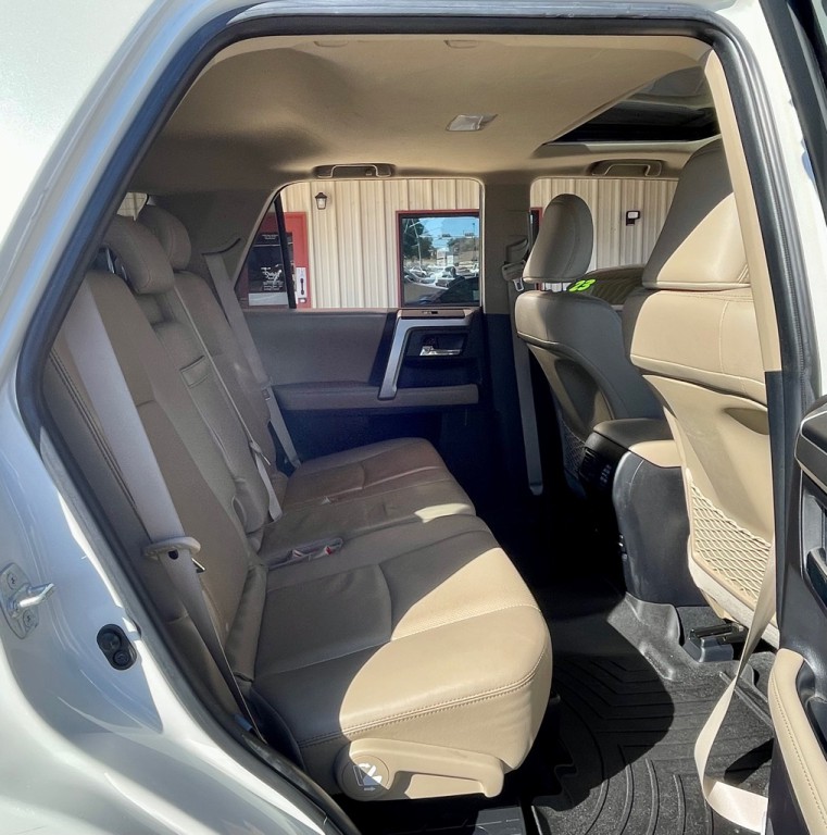 2014 Toyota 4Runner Image 22