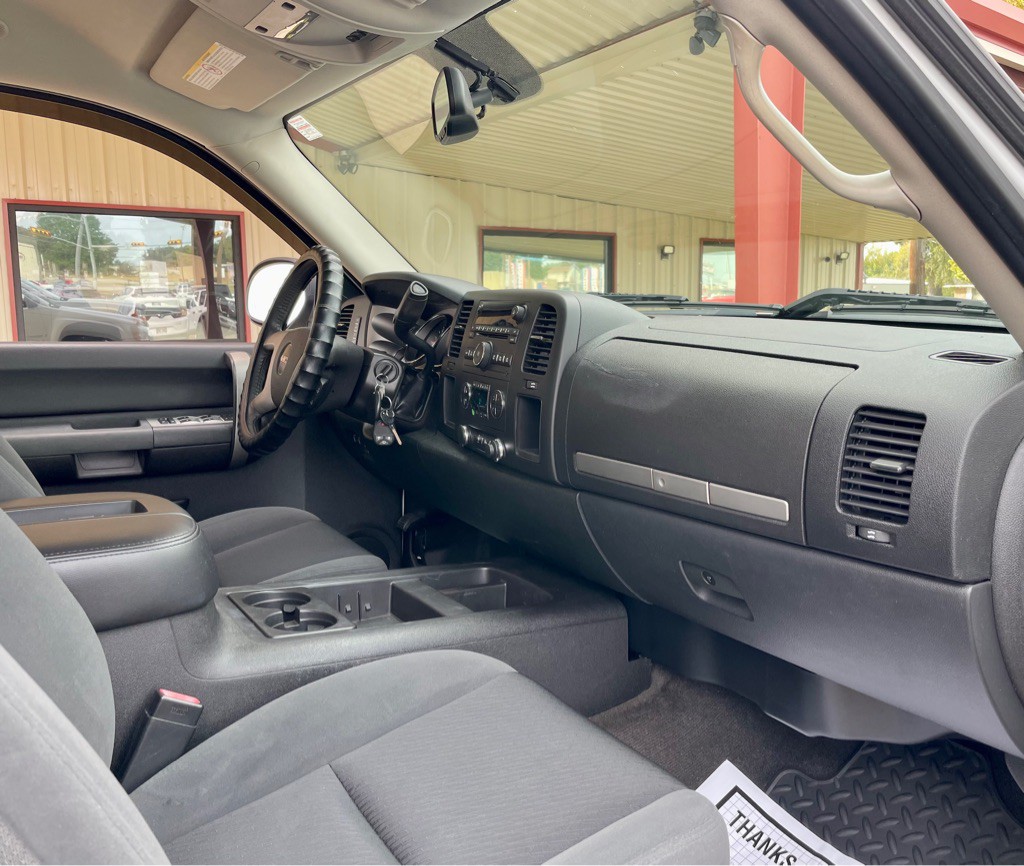 2009 GMC Sierra Image 18