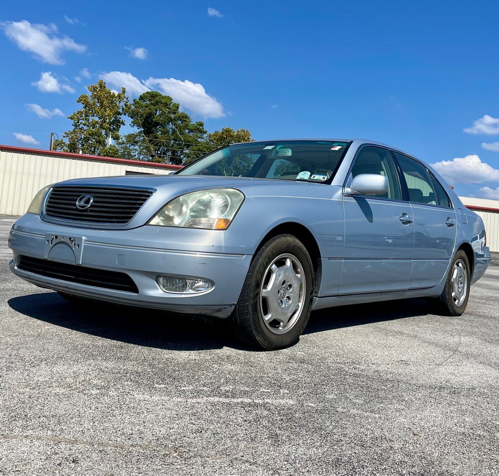2002 Lexus LS Image 1