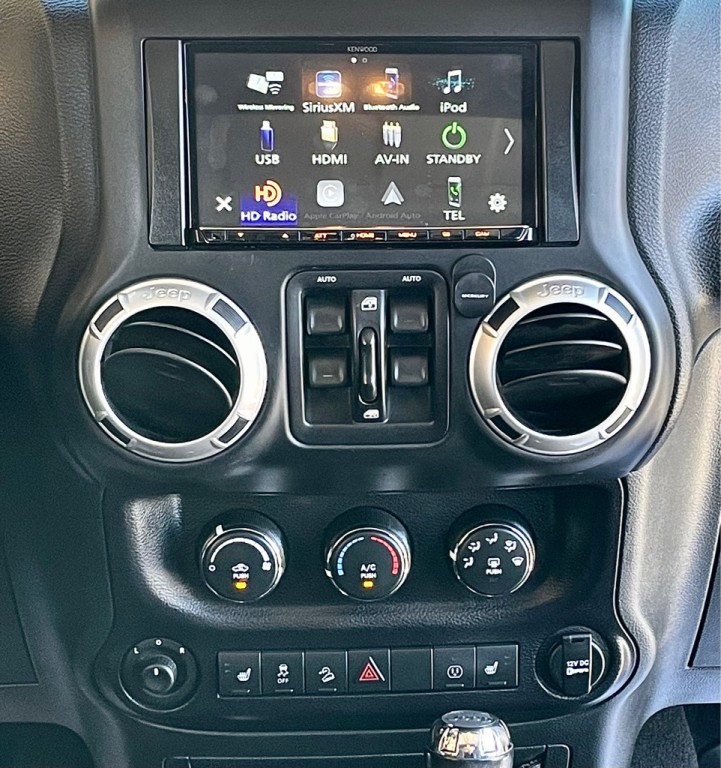 2015 Jeep Wrangler Unlimited Image 14