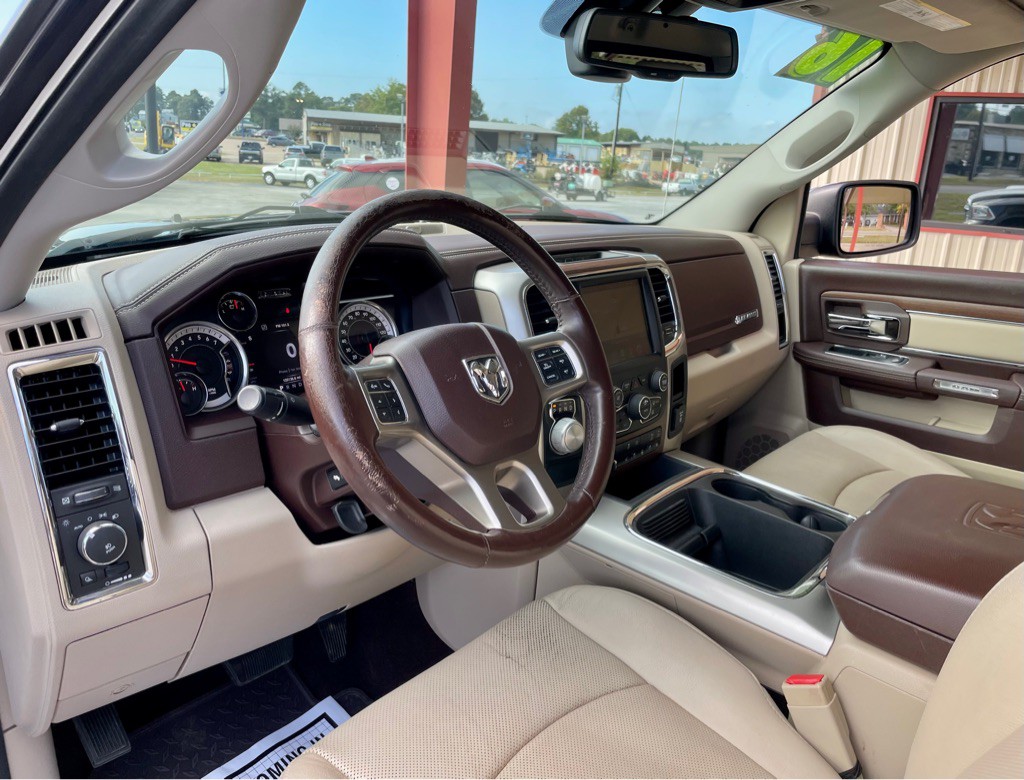 2016 RAM 1500 Image 9