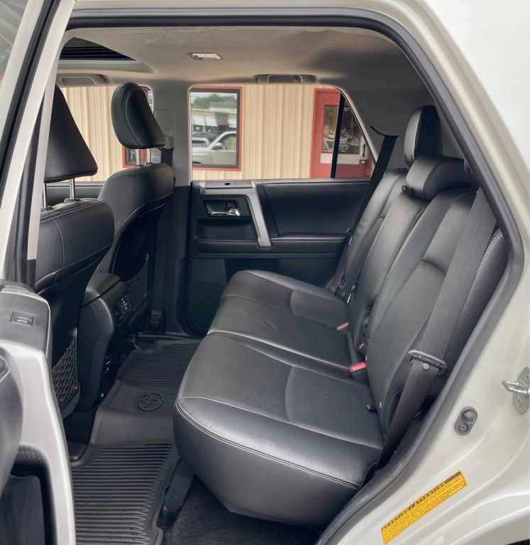 2018 Toyota 4Runner Image 10