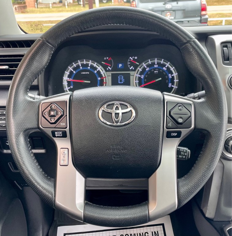 2018 Toyota 4Runner Image 12
