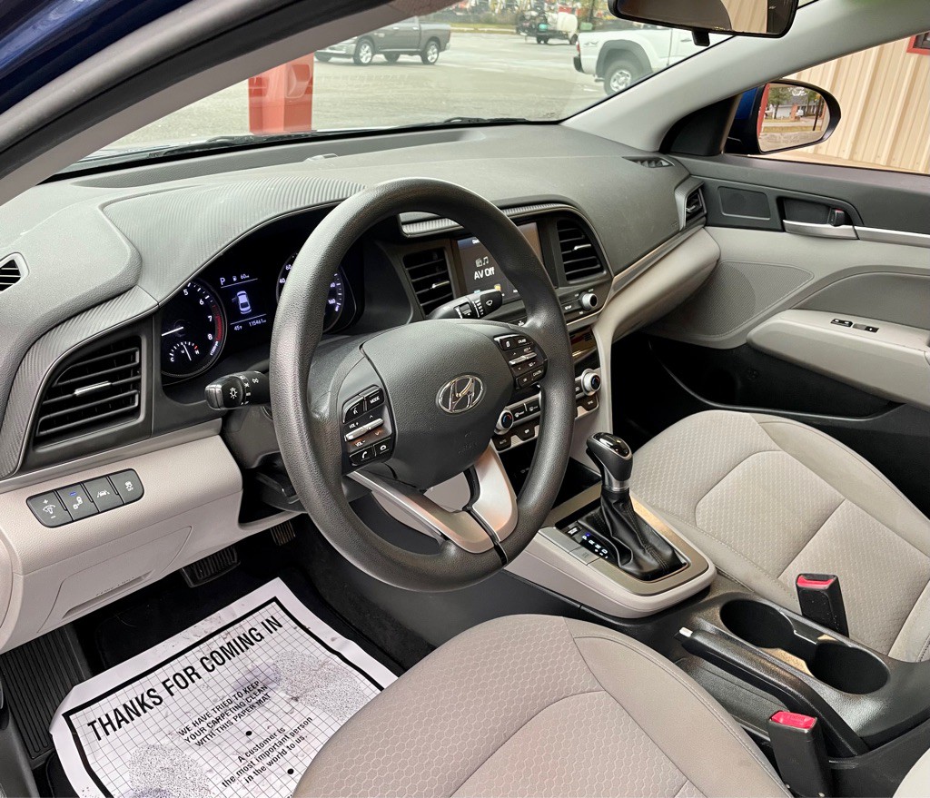 2020 Hyundai Elantra Image 9
